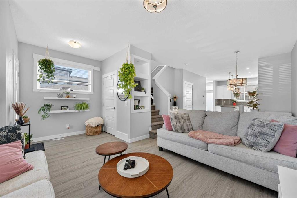 29 Skyview Parade NE, Calgary, Alberta, T3N 0V4