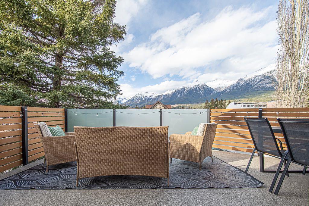 #2 729 7th street, Canmore, Alberta, T1W 2C3