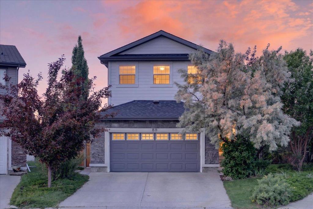 13 Covepark Bay NE, Calgary, Alberta, T3K 6K8