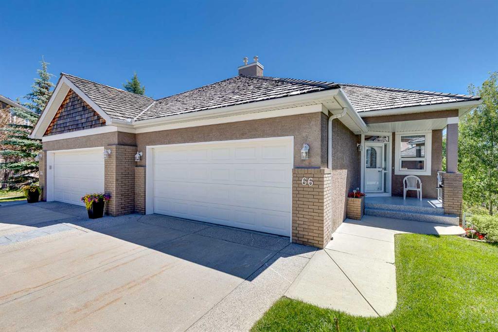 66 Royal Manor NW, Calgary, Alberta, T3G 5T6