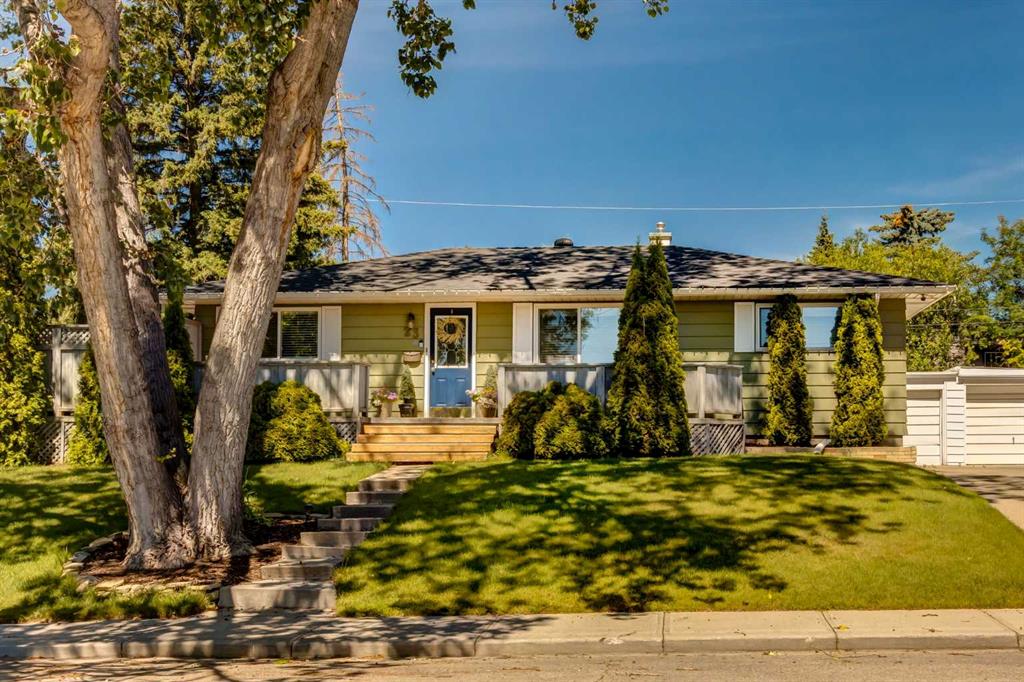 23 Heston Street NW, Calgary, Alberta, t2k2c3
