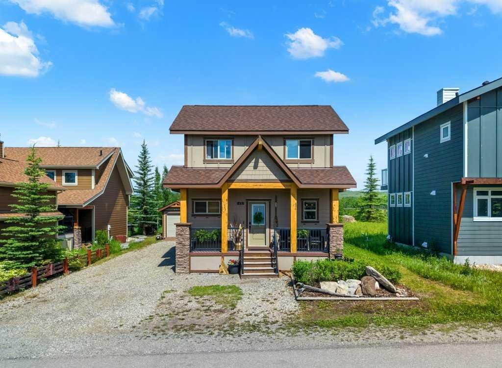 224 Cottageclub Crescent, Rural Rocky View County, Alberta, T4C 1B1