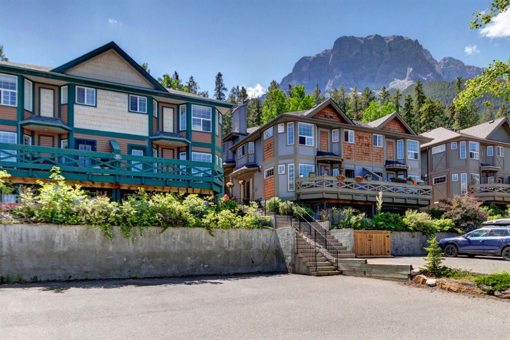 #3 823 Wilson Way, Canmore, Alberta, T1W 2Y8