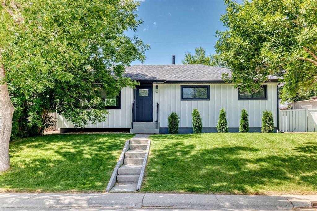 4139 Bowlen Street, Calgary, Alberta, T2L1P8