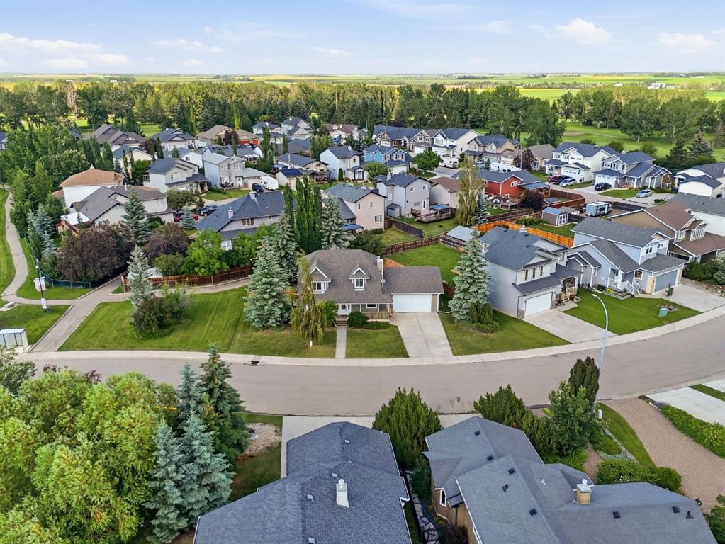 763 Stonehaven Drive, Carstairs, Alberta, T0N 0M0