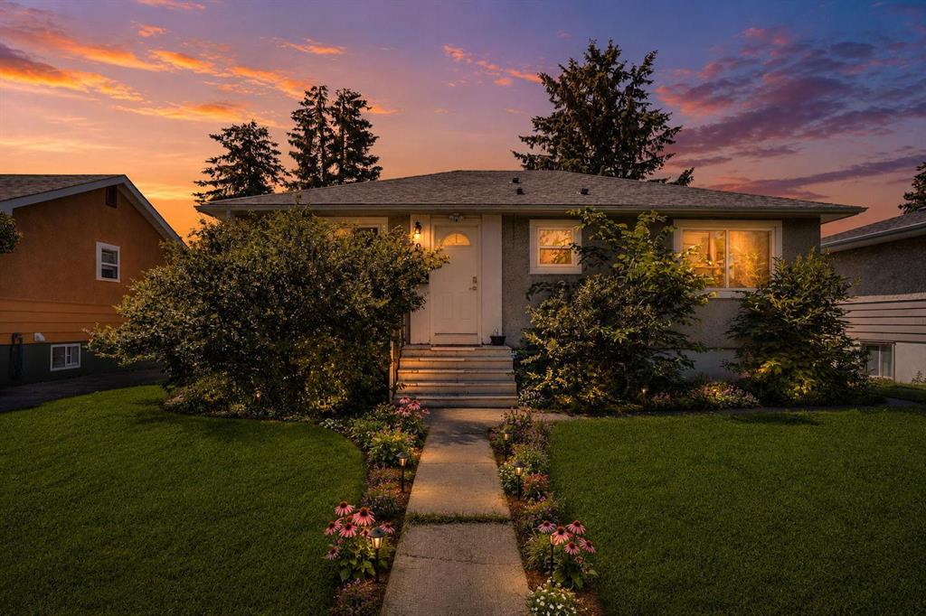 1917 22 Avenue NW, Calgary, Alberta, T2M 1R8