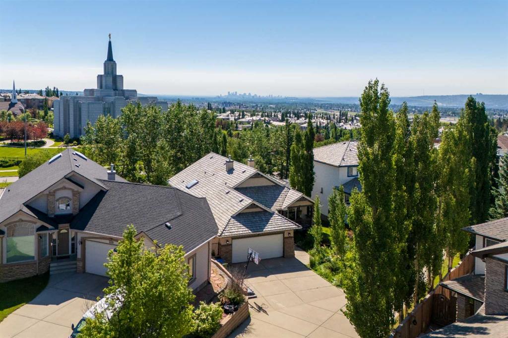 315 Rocky Ridge Bay NW, Calgary, Alberta, T3G 4H8