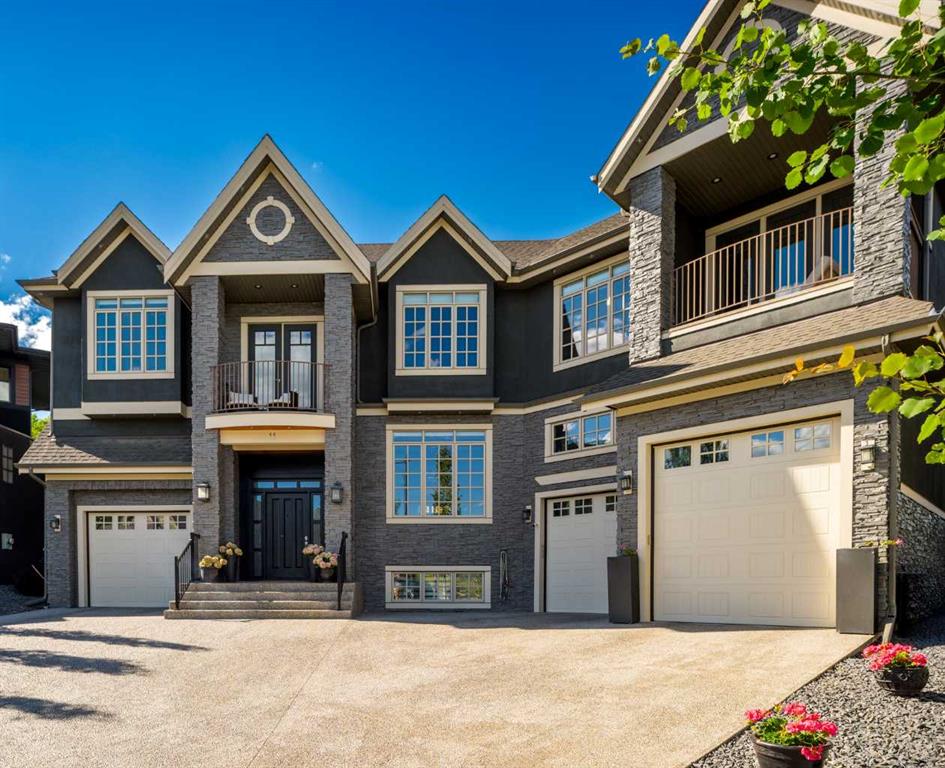 11 Elveden Place SW, Calgary, Alberta, T3H 0L1