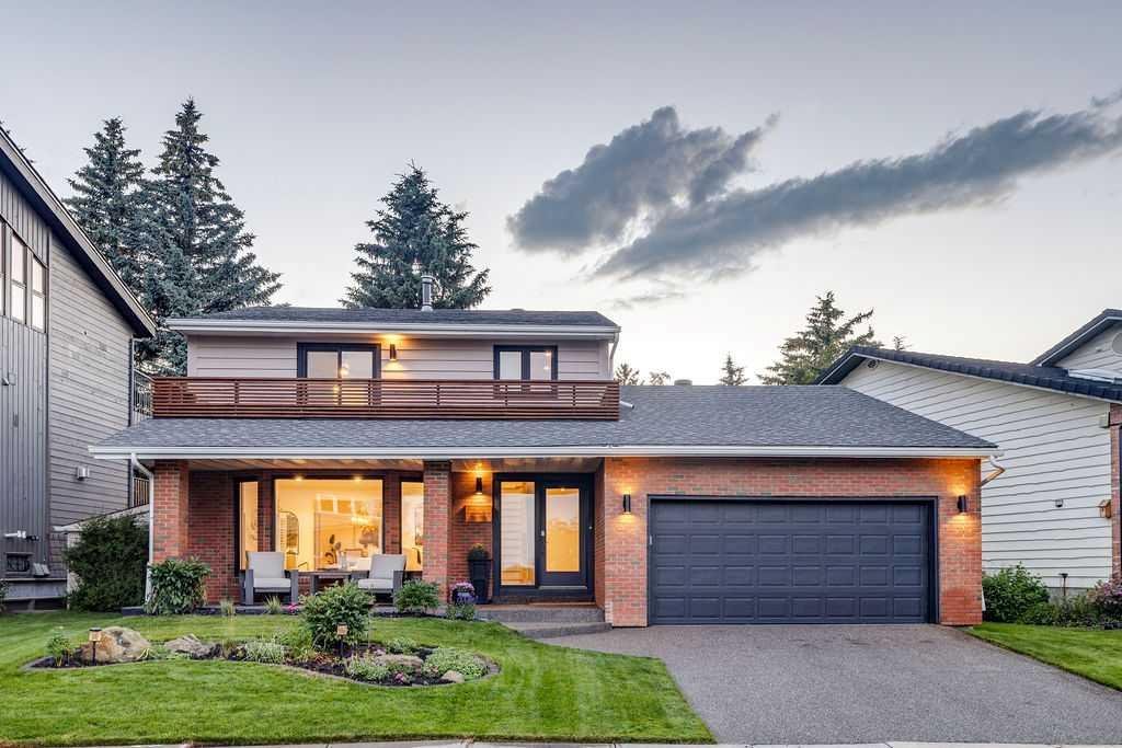 23 Woodgrove Crescent SW, Calgary, Alberta, t2w3y9