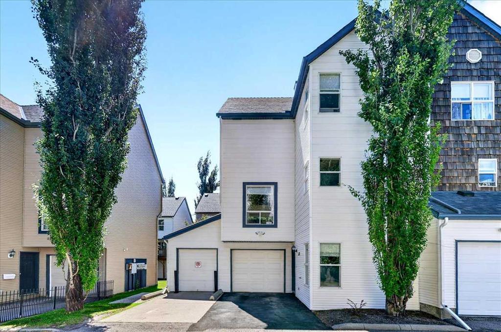 137 Bridlewood Lane SW, Calgary, Alberta, T2Y 3X8