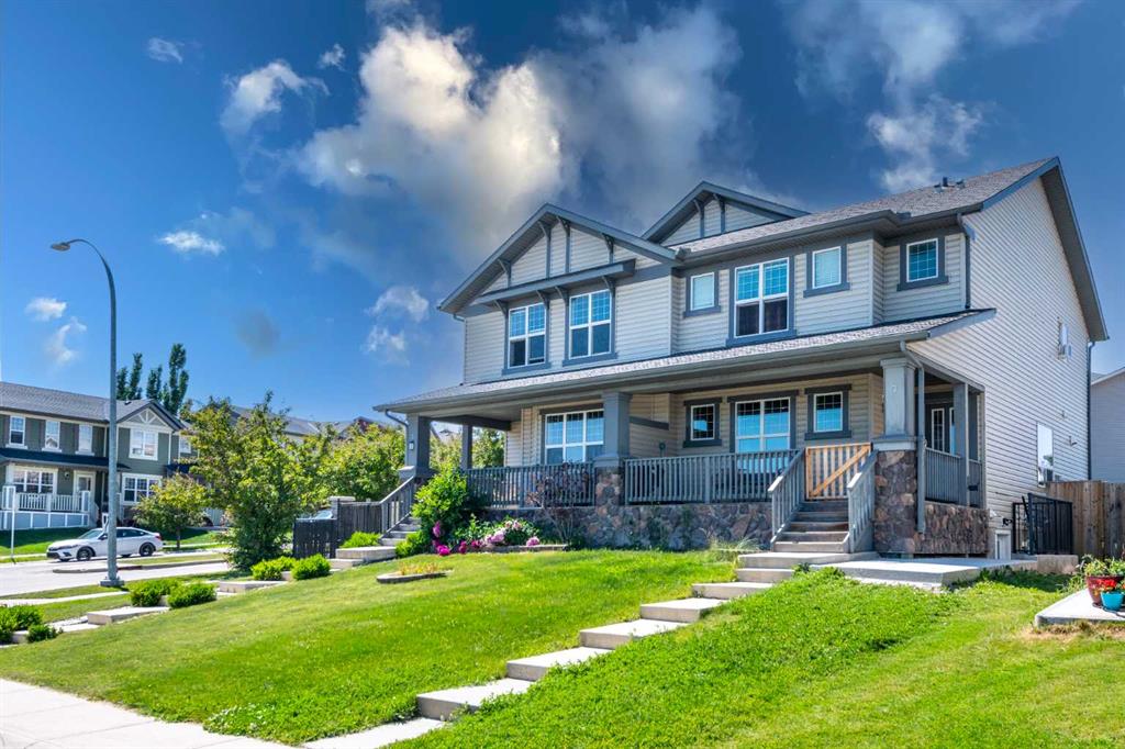 7 Panora Square NW, Calgary, Alberta, T3P 1E5