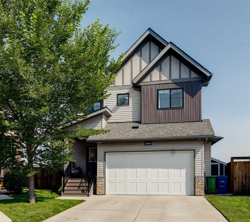 126 Reunion Landing NW, Airdrie, Alberta, T4B 3W4