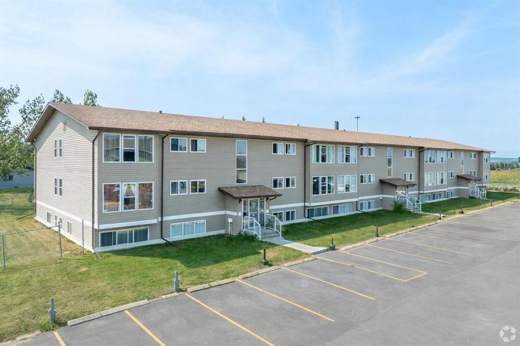 #206 101 Big Hill Way SE, Airdrie, Alberta, T4A 1Z6