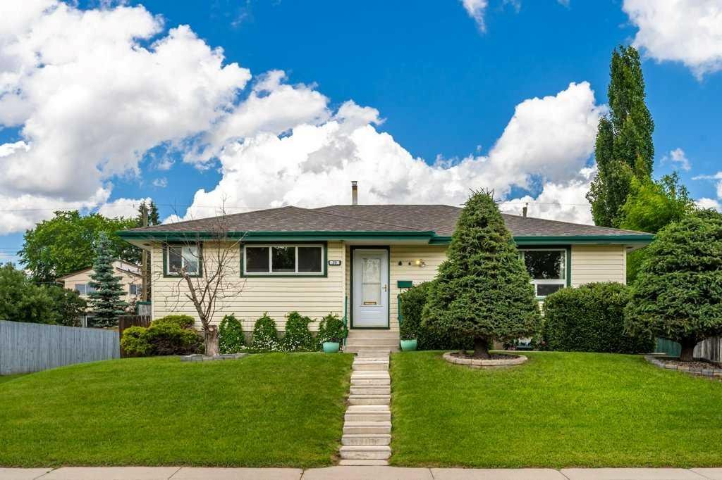 39 Maryvale Crescent NE, Calgary, Alberta, T2A 2V5