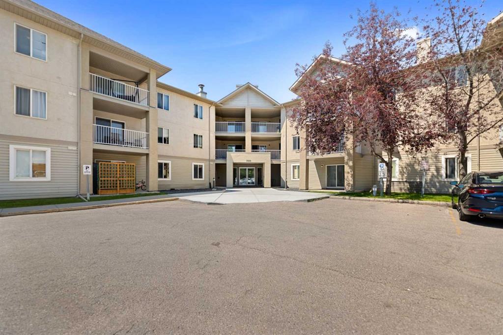 #318 3000 Citadel Meadow Point NW, Calgary, Alberta, T3G 5N5