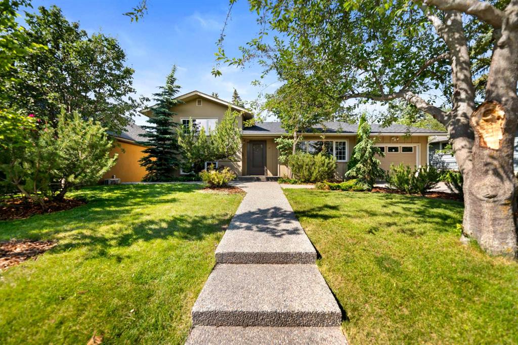 21 Roseview Drive NW, Calgary, Alberta, T2K 1N8