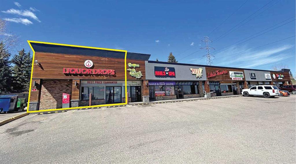 #Unit 1 5555 Strathcona Hill, Calgary, Alberta, T3H 1S2