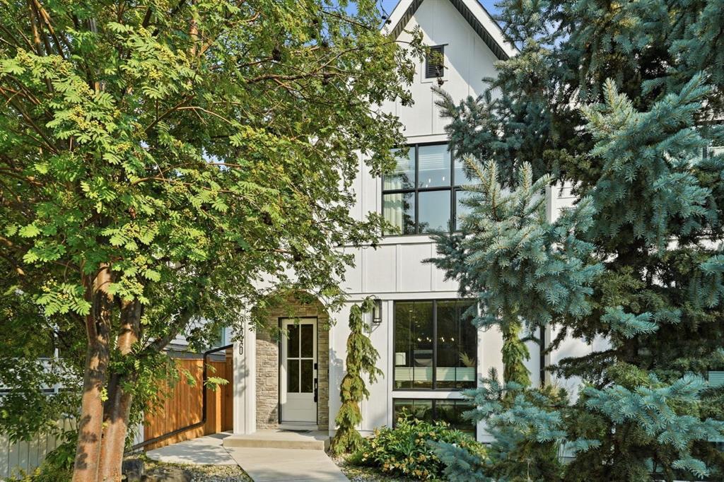 736 35 Street NW, Calgary, Alberta, T2N 2Z5