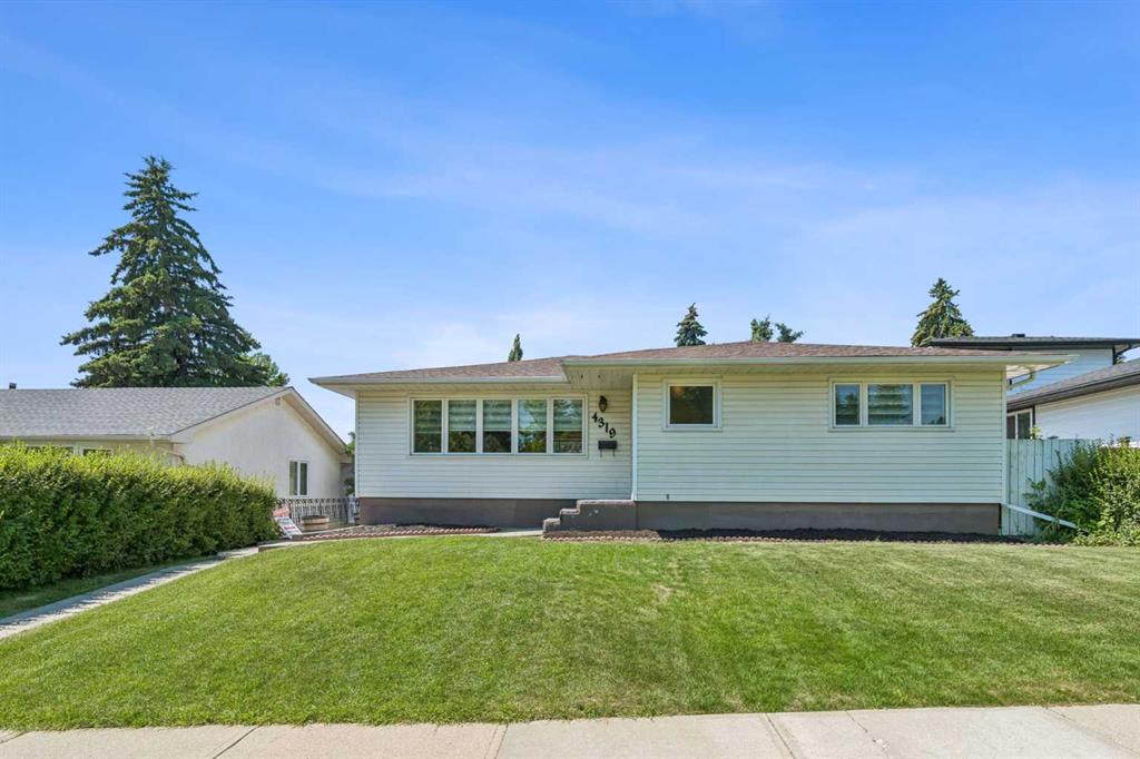 4319 19 Street NW, Calgary, Alberta, T2L 2B8