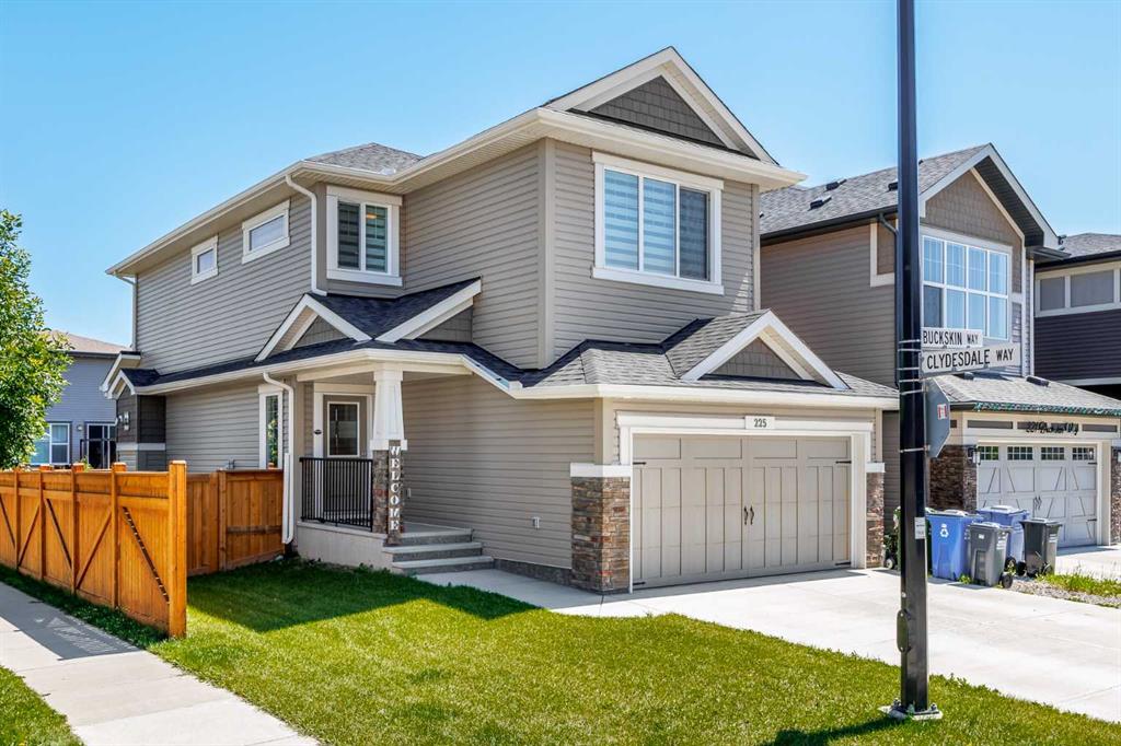 225 Buckskin Way, Cochrane, Alberta, T4C 2R7