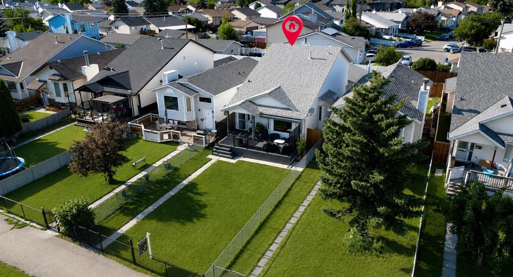 8 Erin Meadow Way SE, Calgary, Alberta, T2B 3A2