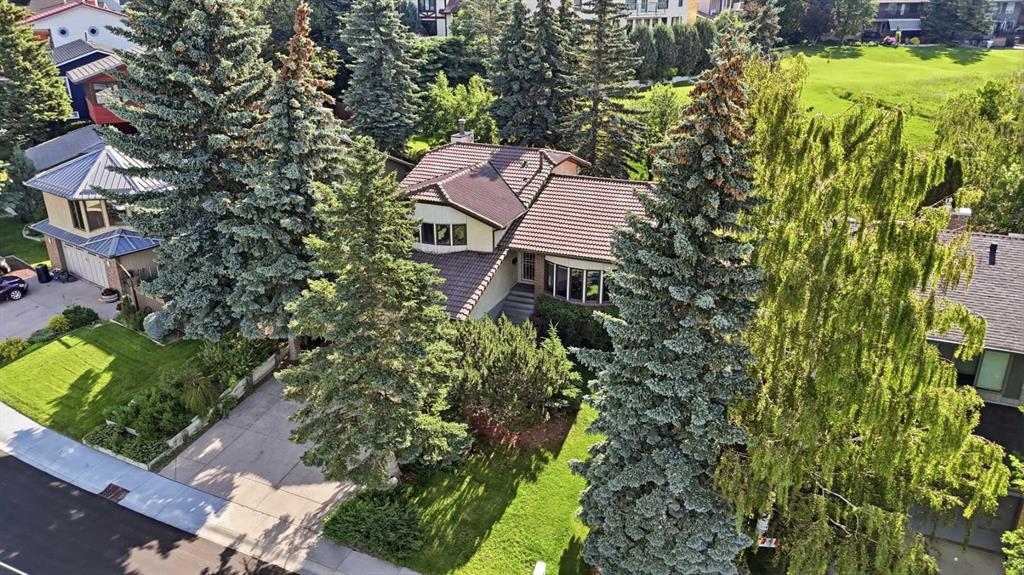 149 Edgehill Drive NW, Calgary, Alberta, T3A 2W5