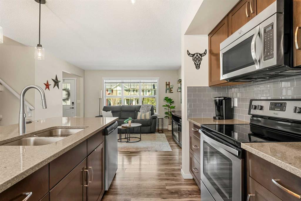 40 Sunvalley Road, Cochrane, Alberta, T4C 0X6