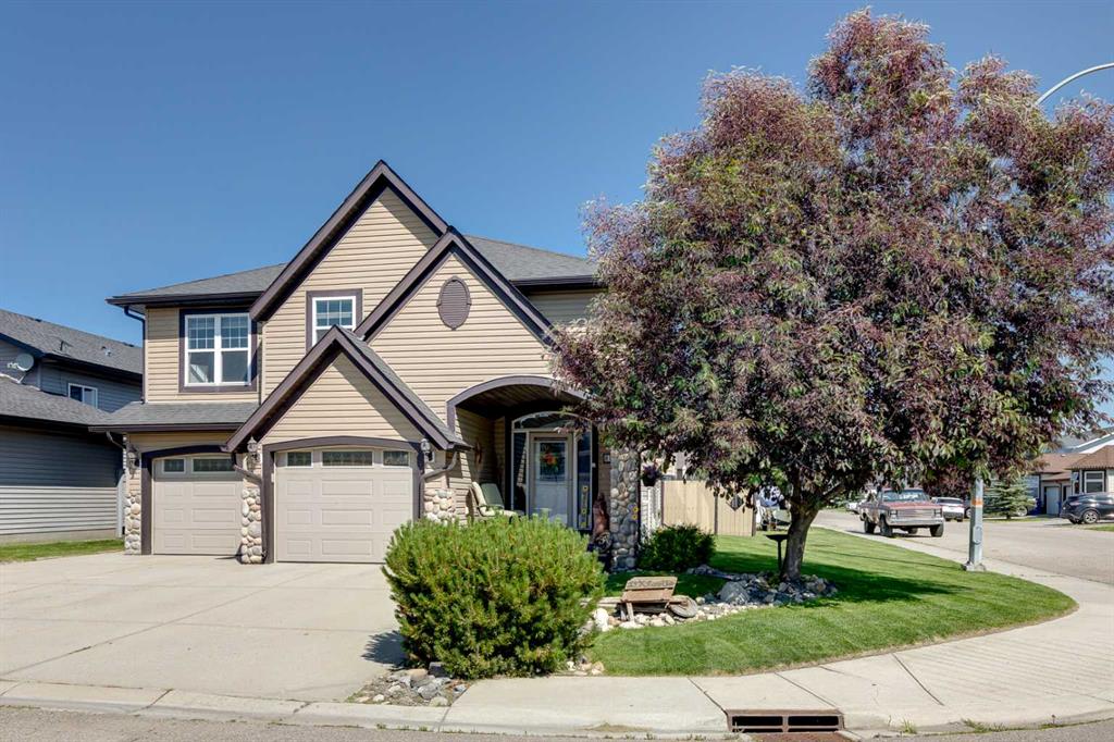 #801 800 Carriage lane Place N, Carstairs, Alberta, T0M 0N0