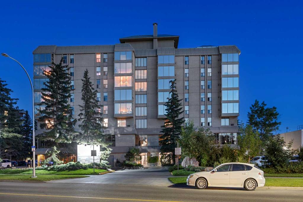 #204 4603 Varsity Drive NW, Calgary, Alberta, T3A 2V7