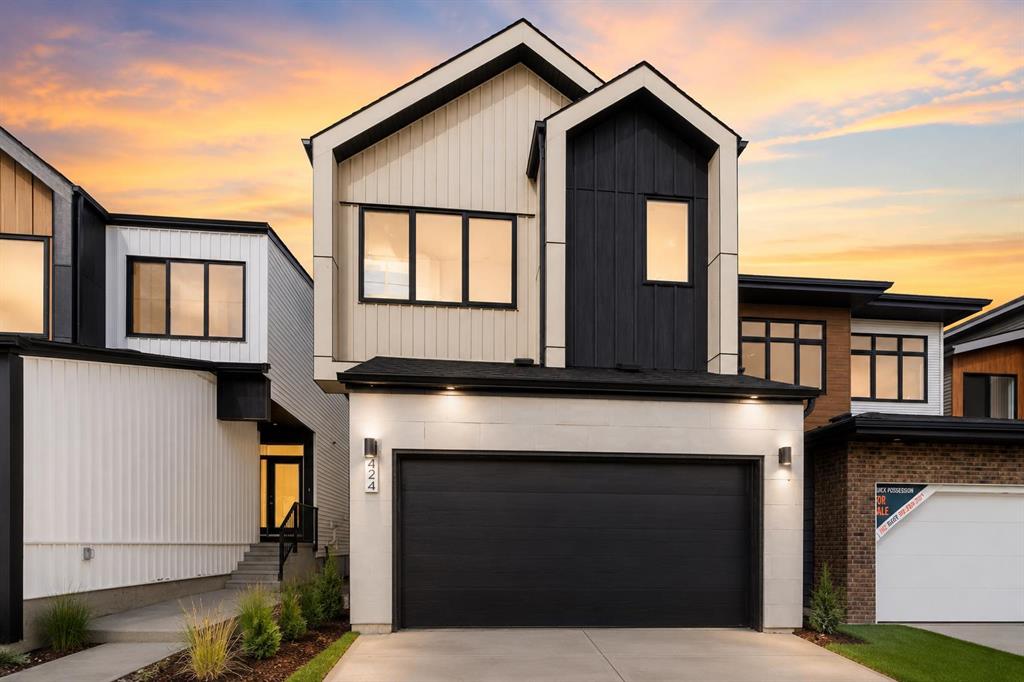86 Heritage Heath, Cochrane, Alberta, T4C 3L4