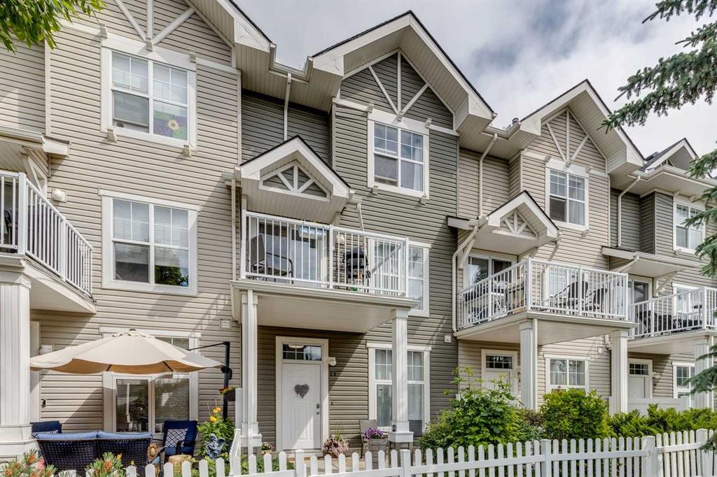 23 Toscana Gardens NW, Calgary, Alberta, T3L 3C2