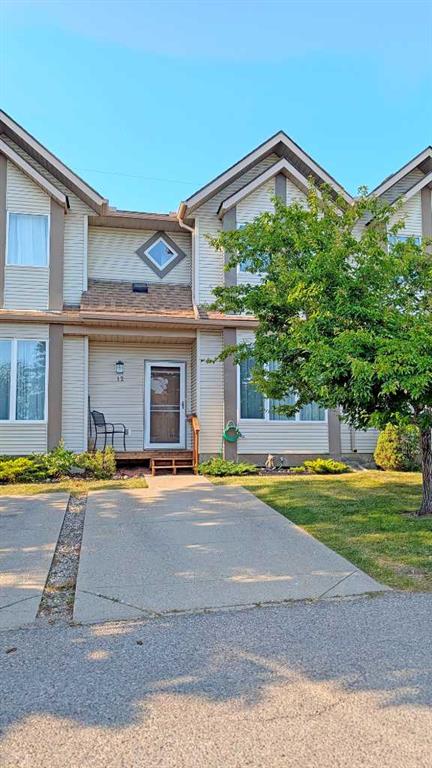 12 Shawbrooke Court SW, Calgary, Alberta, T2Y 3G2