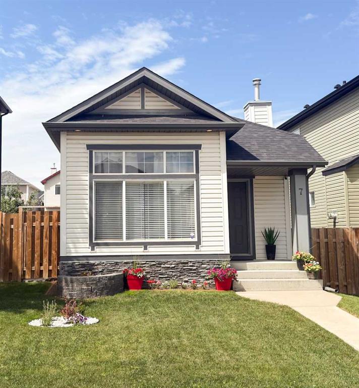 7 Bridlecrest Boulevard SW, Calgary, Alberta, T2Y 4X9