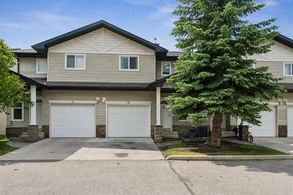 #702 760 Railway Gate SW, Airdrie, Alberta, T4B 3C5