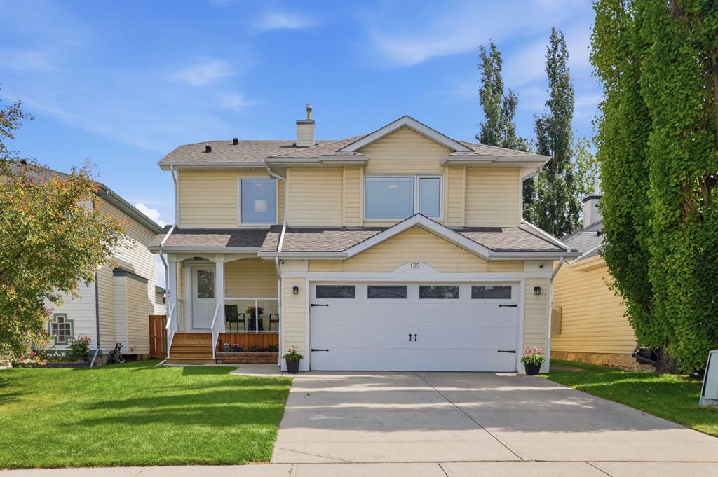 135 Douglas Woods Hill SE, Calgary, Alberta, T2Z3B2