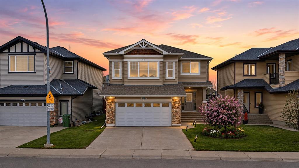 29 Royal Birkdale Drive NW, Calgary, Alberta, T3G 5C7