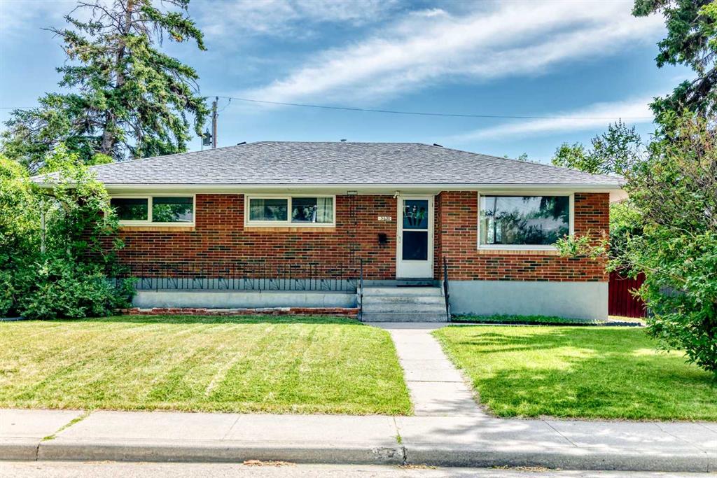 5620 Buckthorn Road NW, Calgary, Alberta, T2K2Y5