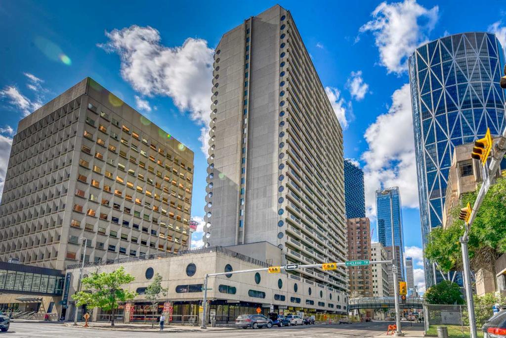 #2209 221 6 Avenue SE, Calgary, Alberta, T2G4Z9