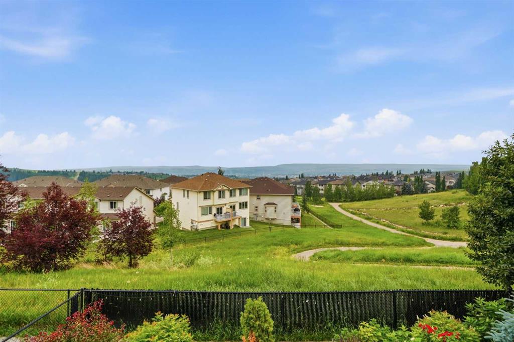 113 Sunset View, Cochrane, Alberta, T4C 0E8