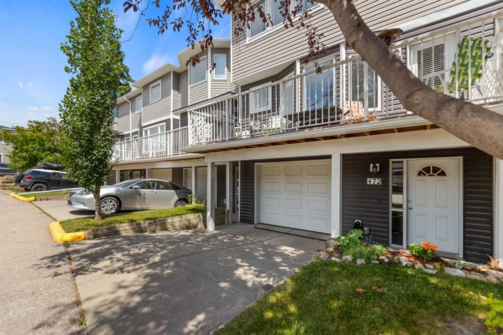 472 Regal Park NE, Calgary, Alberta, T2E 0S6