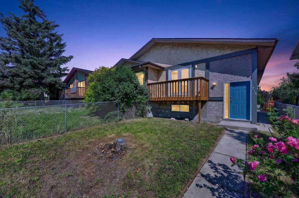 218 Bermuda Drive NW, Calgary, Alberta, T3K 2A9