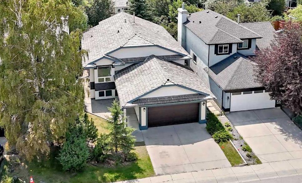 3569 Douglas Woods Heights SE, Calgary, Alberta, T2Z 2G3