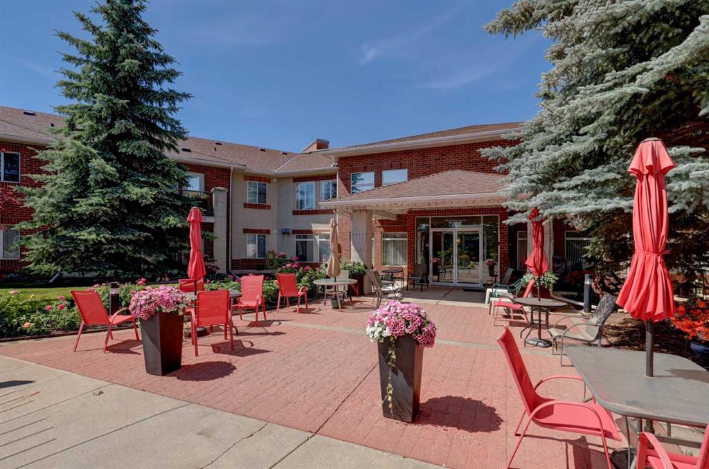 #205 550 Prominence Rise SW, Calgary, Alberta, T3H 5J1