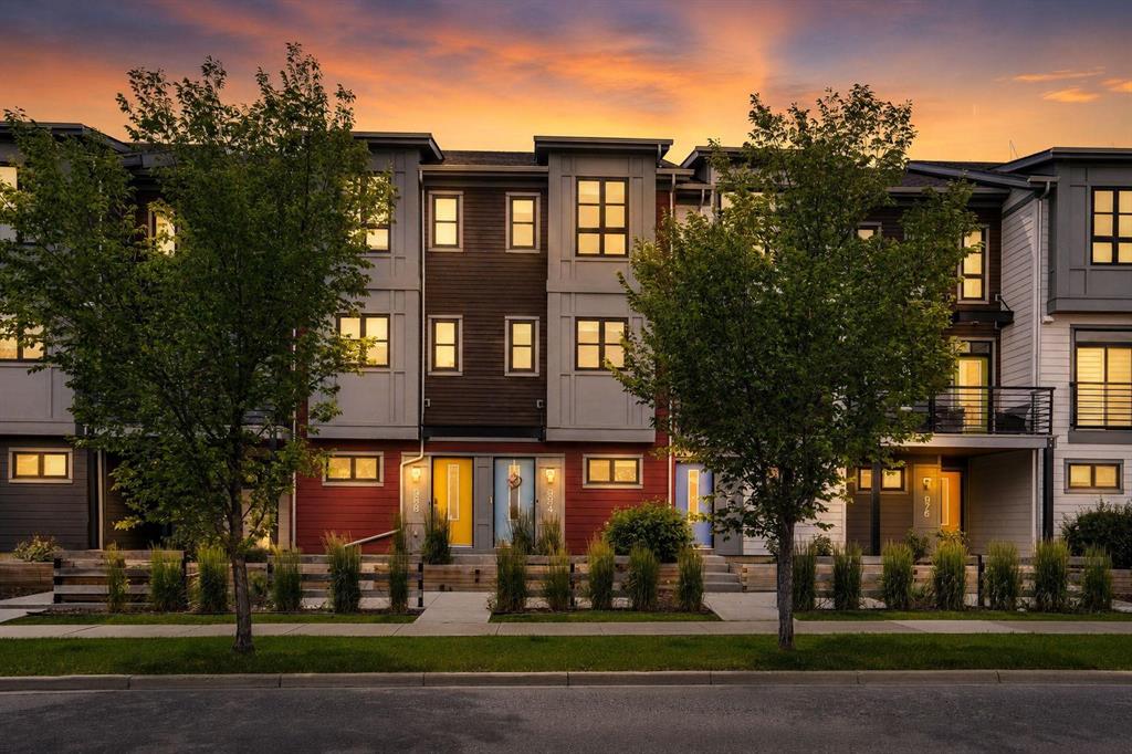 984 Walden Drive SE, Calgary, Alberta, T2X 4C4