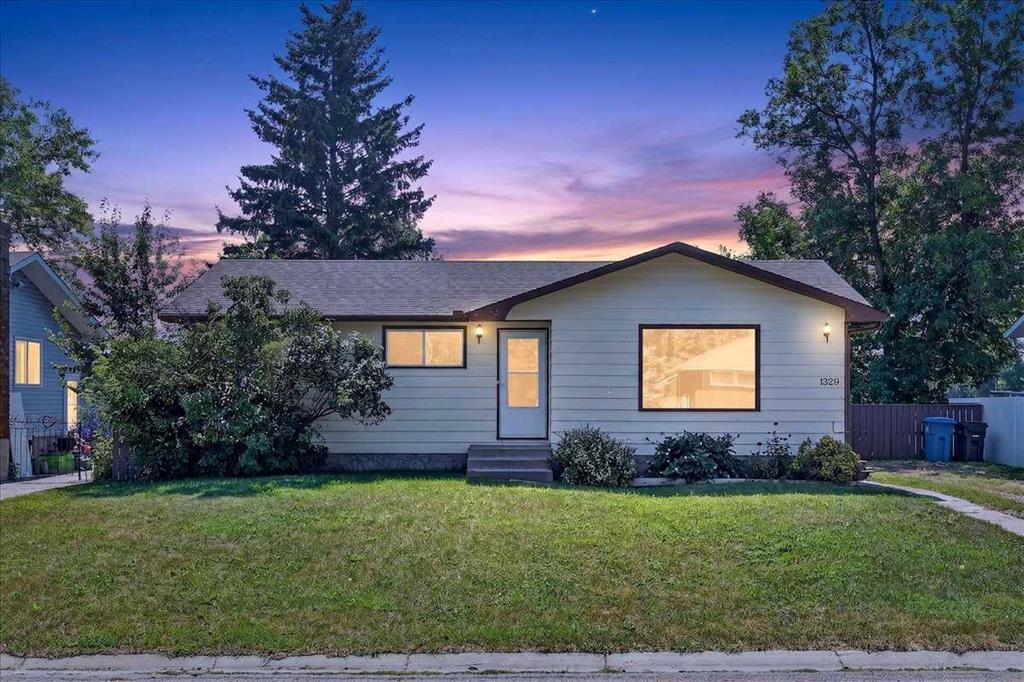 1329 Osler Street, Carstairs, Alberta, T0M 0N0