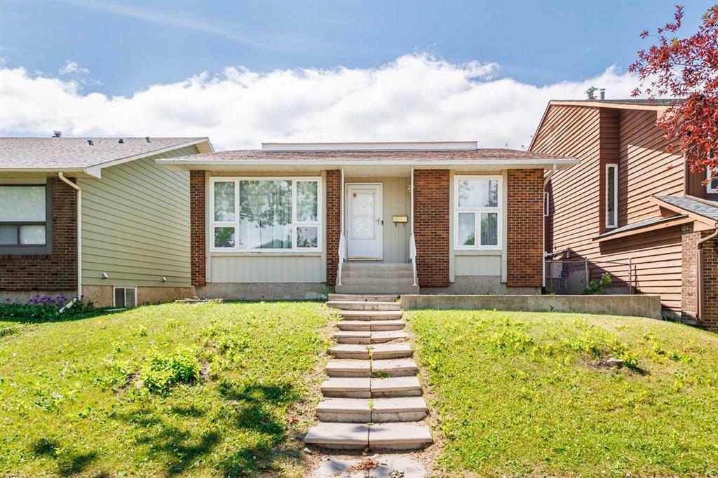 1111 Berkley Drive NW, Calgary, Alberta, T3K1S6