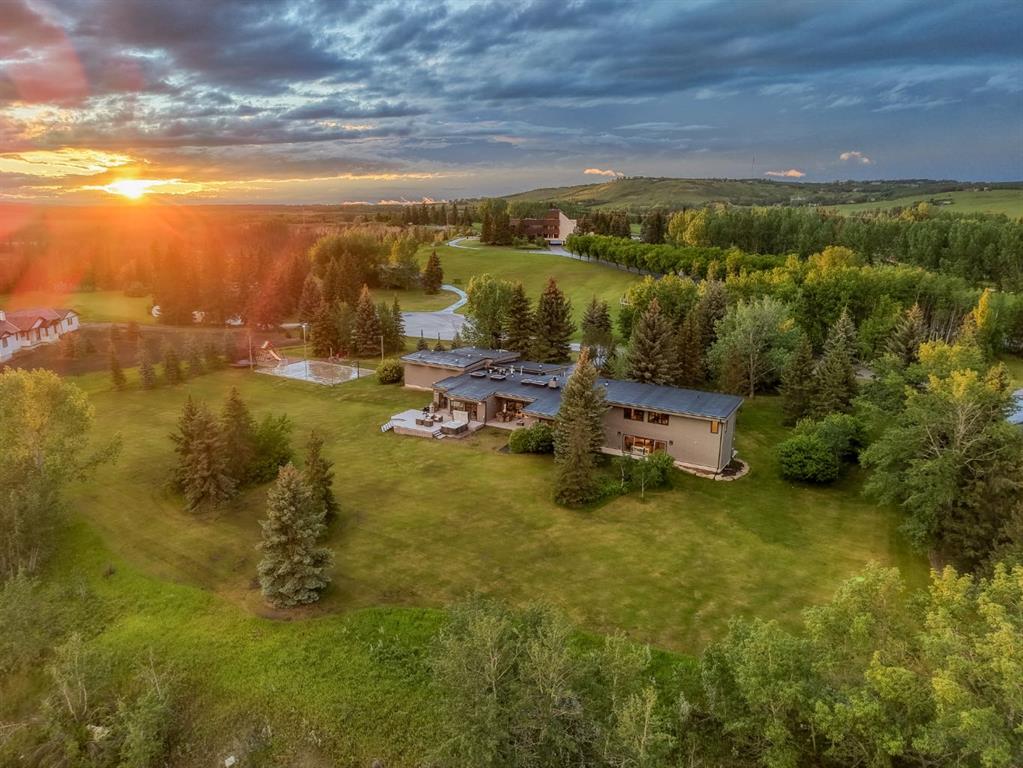 183 Pinebrook Way SW, Rural Rocky View County, Alberta, T3Z 3K3