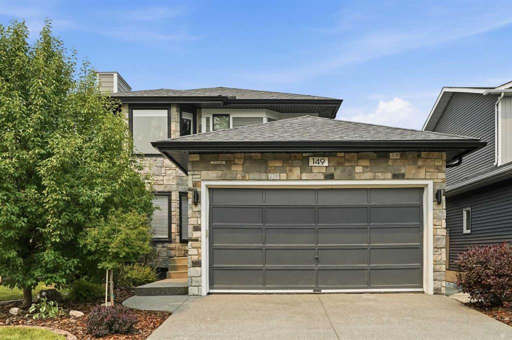 149 Riverglen Close SE, Calgary, Alberta, T2C3W3