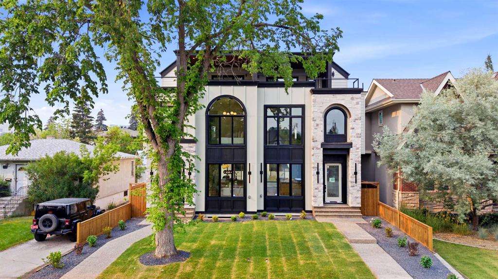2718 3 Avenue NW, Calgary, Alberta, T2N 0L7