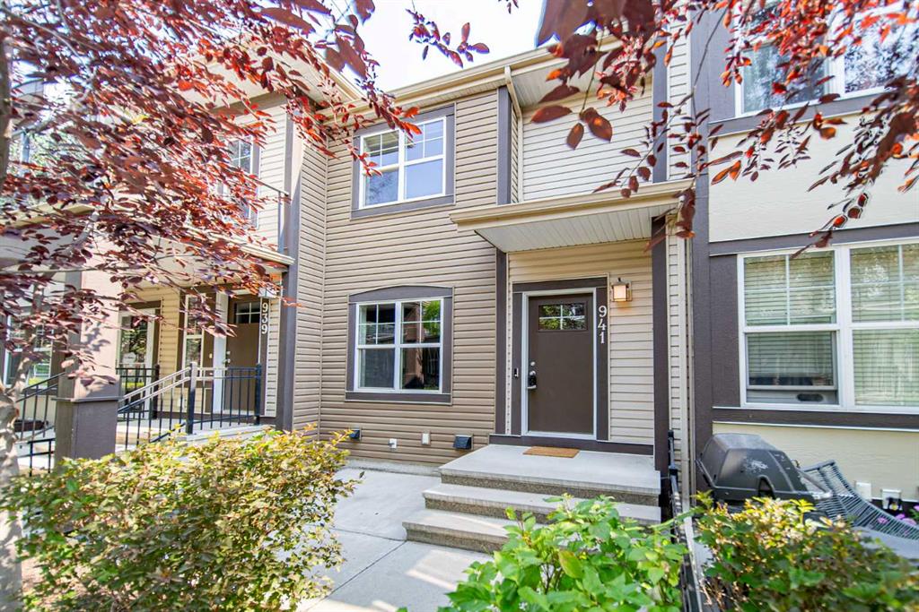 941 Mckenzie Towne Manor SE, Calgary, Alberta, T2Z 1E1